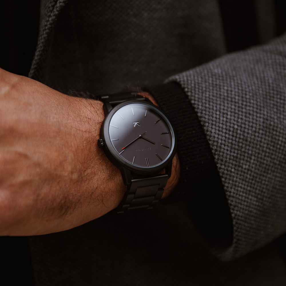 Reloj Valkur para hombre modelo Blatt con correa y caja de acero negro