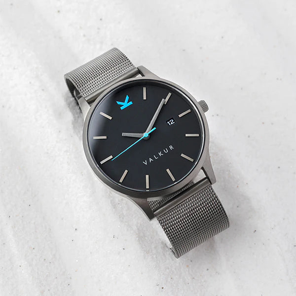 Reloj Valkur para hombre modelo Norell X con correa de acero trenzado y caja de acero negro y azul
