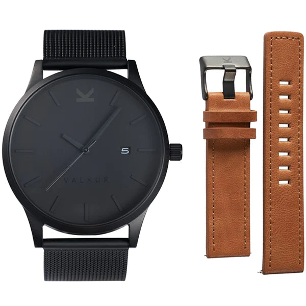 Reloj Valkur para hombre modelo Torolf X con correa de acero trenzado y caja de acero negro
