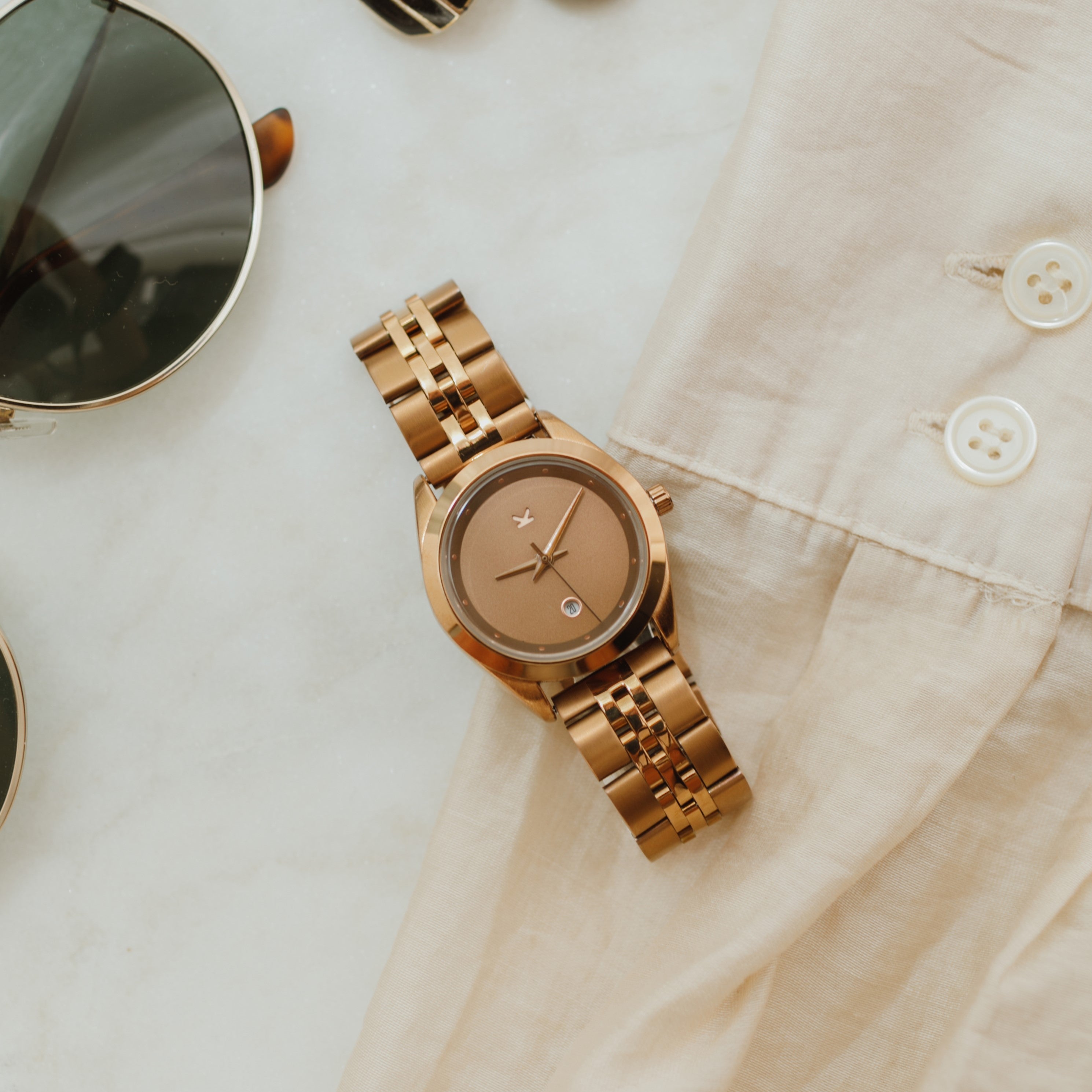Reloj Valkur para mujeres modelo Brita de acero marron chocolate 
